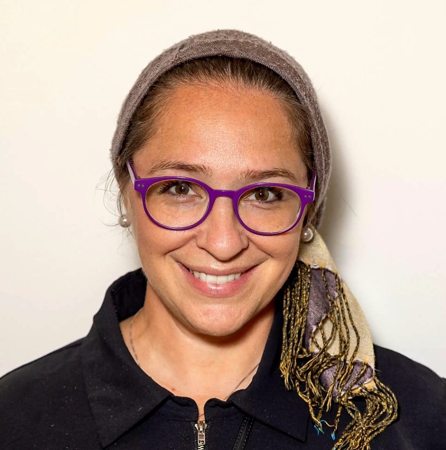 Sola Rose Delshadfar - Founder